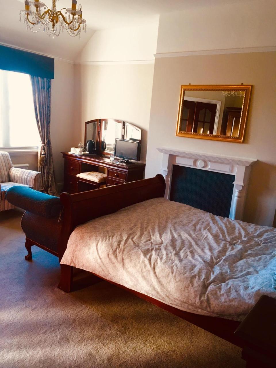 Brass Castle Bed and breakfast Middlesbrough