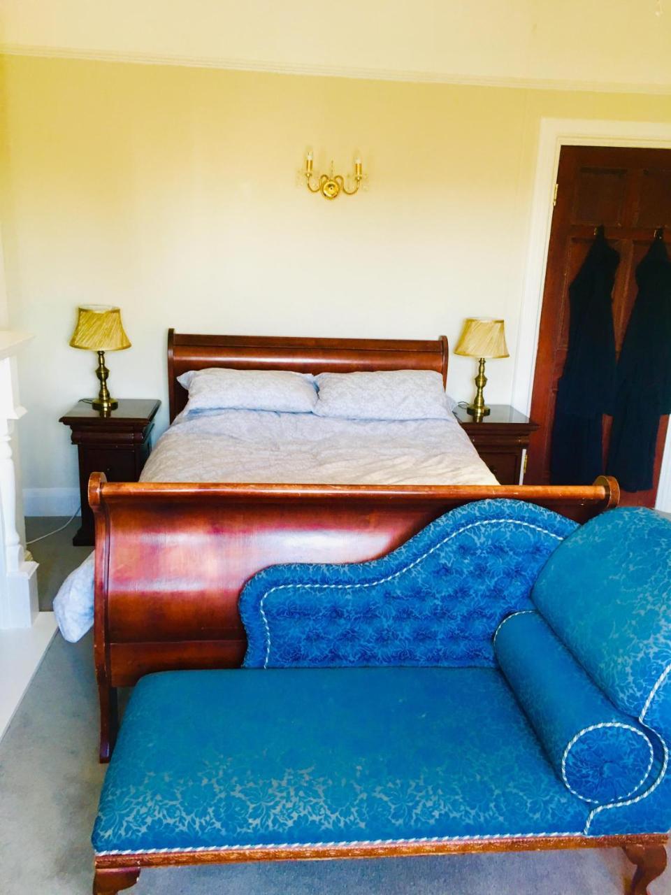 Brass Castle Bed & Breakfast 3*